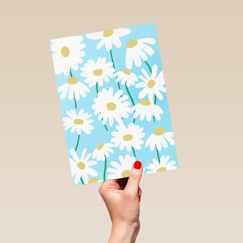 Blanco kaart met witte bloemen