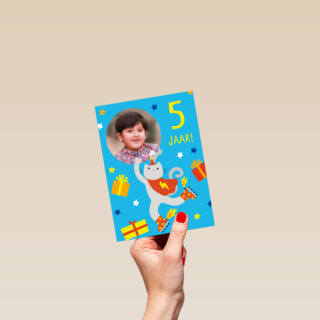 Feestende kat 5 jaar fotokaart
