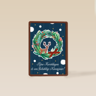 Blauwe kerstkaart kerstkrans rendier