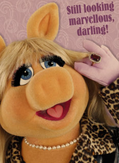 miss piggy met ring en ketting