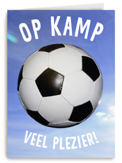 Op kamp kaart met voetbal veel plezier