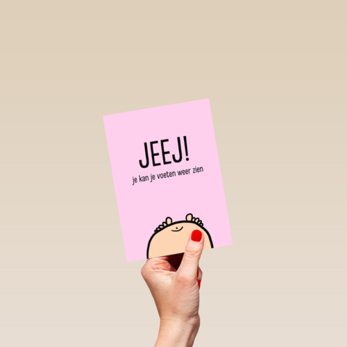 jeej je kan je voeten weer zien dochter
