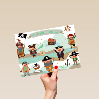 Verjaardag kaart met piraten piggies