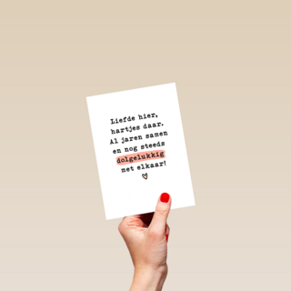 Liefdesjubileum dolgelukkig met elkaar