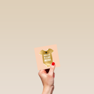 hallo kleine meid met je gouden romper