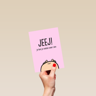 jeej je kan je voeten weer zien dochter