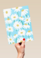 Blanco kaart met witte bloemen