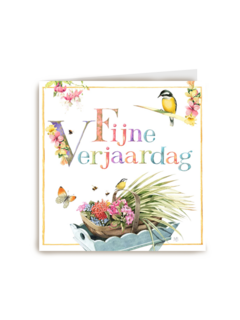 tafel met mandje bloemen