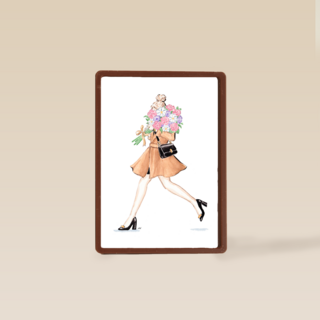 Blanco kaart van een jonge vrouw met bloemen