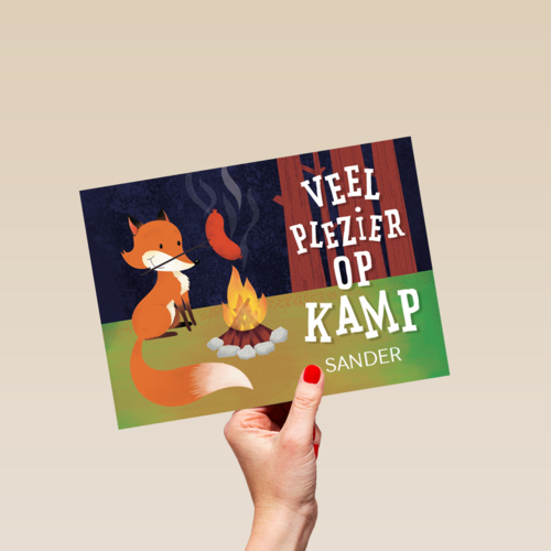 op kamp kaart met een vos die je veel plezier wenst