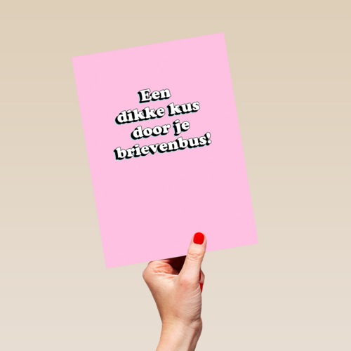 Zomaar kaart een dikke kus door de brievenbus
