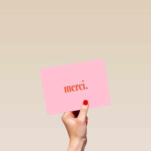 merci op roze achtergrond