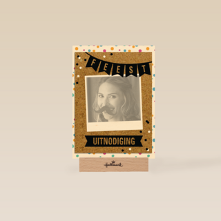 vrolijke confetti kaart met een slinger