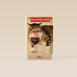 Verjaardagskaart kat met wijnglas