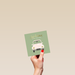 Rijbewijs gefeliciteerd auto met bloemen kaart