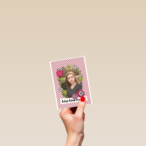 fotokaart verjaardag meisje vrouw hiep hiep hoera