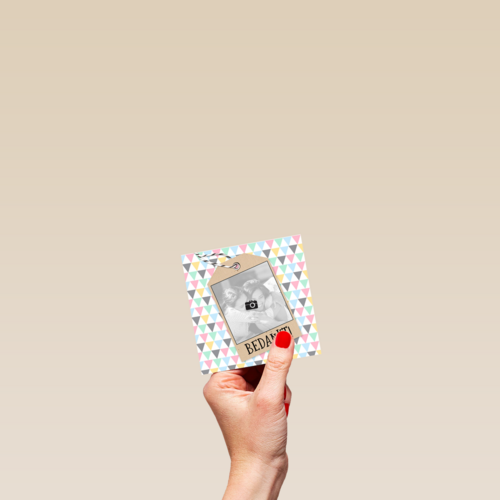 fotokaart gekleurde achtergrond met driehoekjes