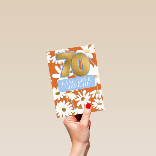 een bloemige verjaardagskaart voor 70