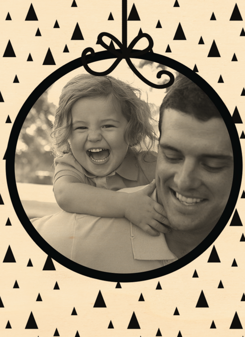 Houten kaart Kerst | Hallmark | Houten kaart Kerst | Hallmark | Fotokaart met een kerstbal