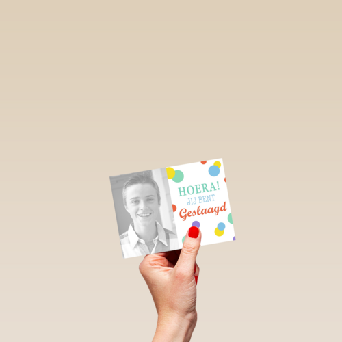 fotokaart hoera jij bent geslaagd gekleurde stippen