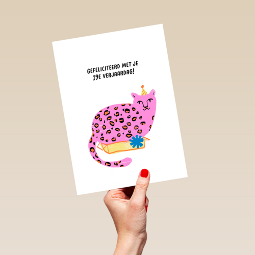 verjaardagskaart voor 19 jaar met roze kaart