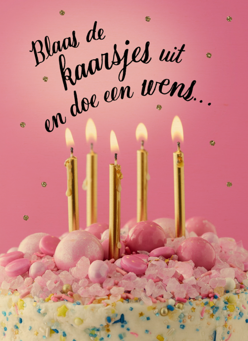 blaas de kaarsjes uit en doe een wens