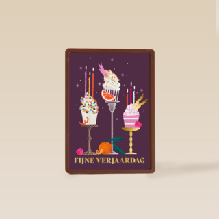 Fijne verjaardag cupcakes met kaarsjes