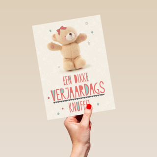 een bere knuffel voor jouw verjaardag