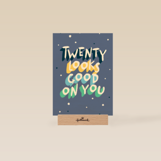 Verjaardagskaart twenty looks good on you man