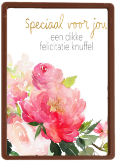 Gefeliciteerd kaart vrouw een dikke felicitatieknuffel
