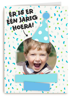 een blauwe fotokaart met feesthoed