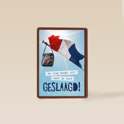 de vlag hangt uit geslaagd