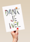 botanical kaart met bloemenletters geschreven dankjewel