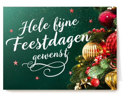 rijk versierde kerstboom met sierlijke tekst