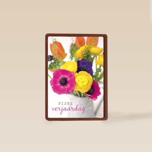 een hele vaas met bloemen