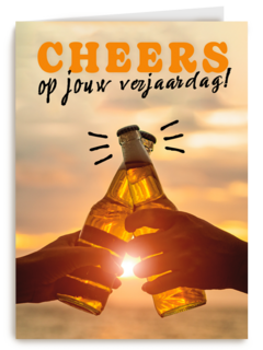 Cheers op je verjaardag bier