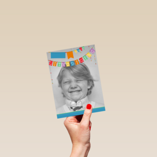 fotokaart uitnodiging gekleurde vlaggetjes