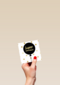 een gouden happy birthday ballon