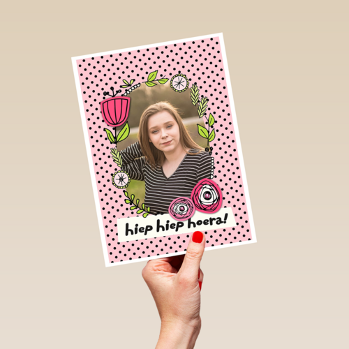 fotokaart verjaardag meisje vrouw hiep hiep hoera