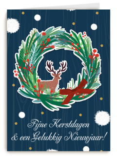 Blauwe kerstkaart kerstkrans rendier