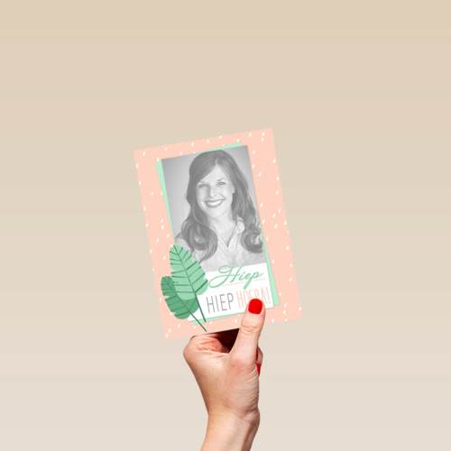 hiep hiep hoera blaadjes vrouw