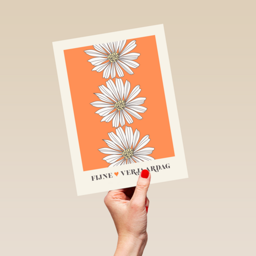 Verjaardagskaart oranje met bloemen