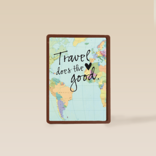 reizen kaart met de tekst travel does the heart good