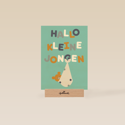 Hallo kleine jongen geboortefelicitatie