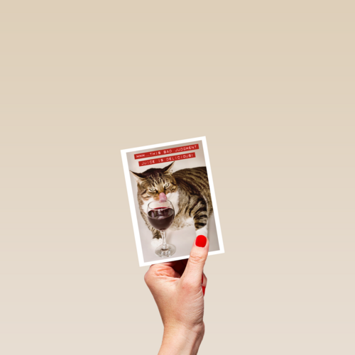 Verjaardagskaart kat met wijnglas