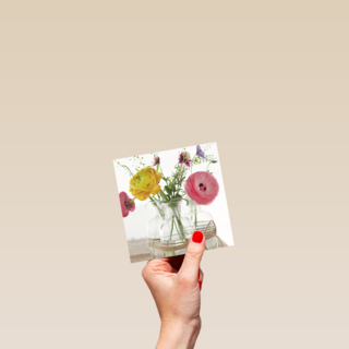 bloemen in glazen vaas
