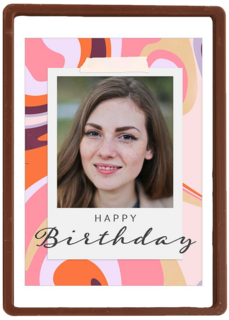 Verjaardagskaart vrouw bloemenpatroon