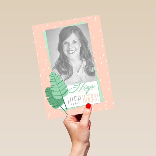 hiep hiep hoera blaadjes vrouw