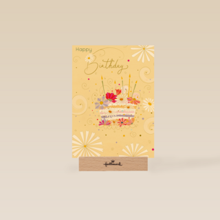 Verjaardagskaart vrouw taart met bloemen