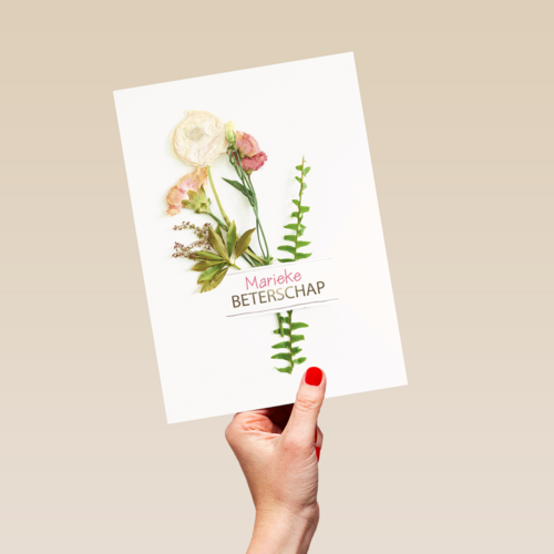 botanical kaart beterschap met een bloemetje